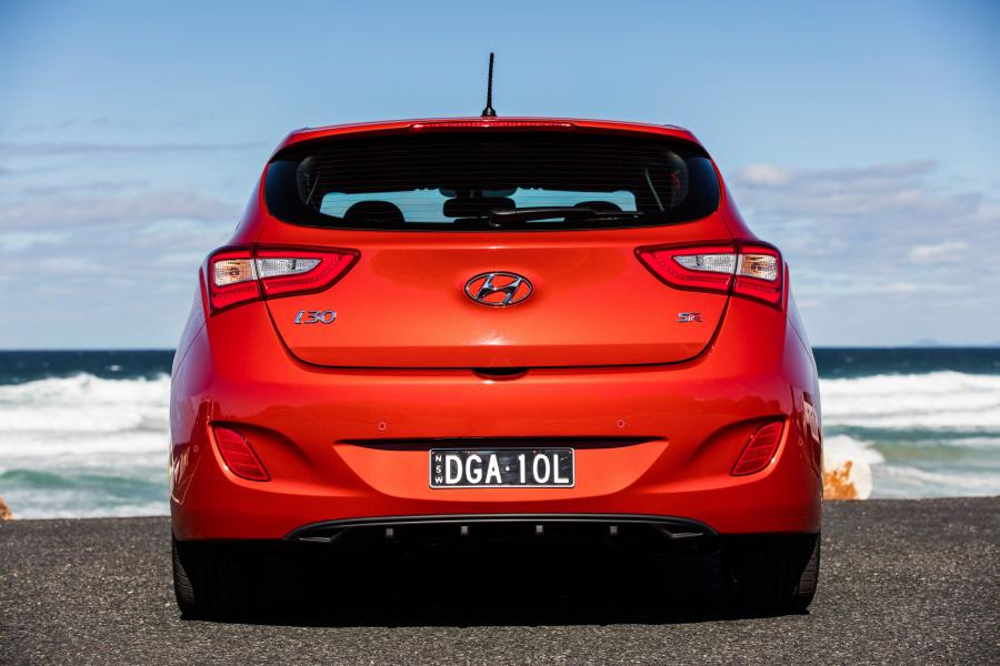  Hyundai i30 SR 2016 года  (фото 8 из 23)